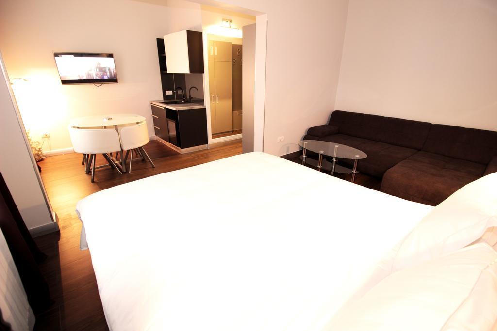 Passion Downtown Suite Βελιγράδι Εξωτερικό φωτογραφία